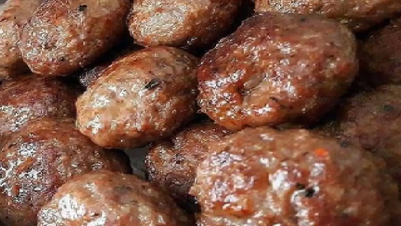 Kuru Köfte Tarifi - Kuru Köfte Nasıl Yapılır?